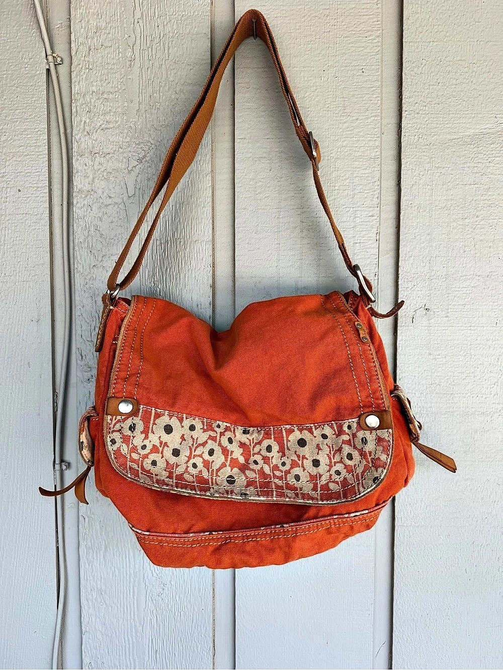 Vintage Fossil Orange Shoulder Bag